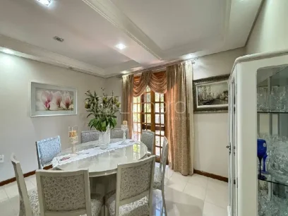 Casa com 4 Dormitórios - Miniatura - Lunardi Imóveis