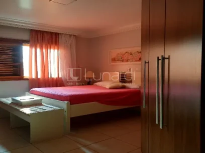 Casa com 4 Dormitórios - Miniatura - Lunardi Imóveis