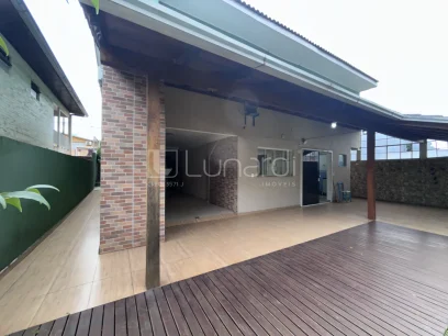 Casa com 4 Dormitórios - Miniatura - Lunardi Imóveis