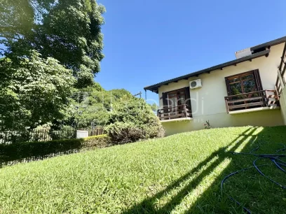 Casa com 4 Dormitórios - Miniatura - Lunardi Imóveis