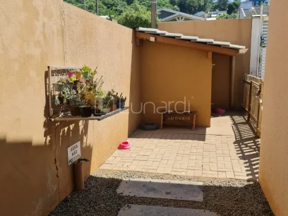 Casa com 3 Dormitórios - Miniatura - Lunardi Imóveis