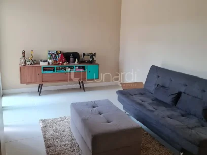 Casa com 3 Dormitórios - Miniatura - Lunardi Imóveis