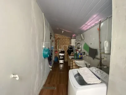 Casa com 3 Dormitórios - Miniatura - Lunardi Imóveis