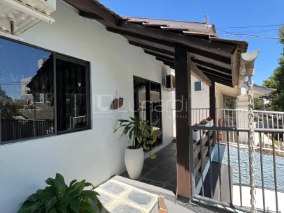 Casa com 3 Dormitórios - Miniatura - Lunardi Imóveis