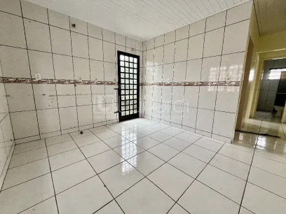 Casa com 2 Dormitórios - Miniatura - Lunardi Imóveis