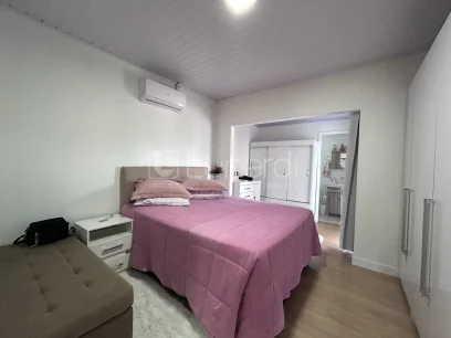 Casa com 3 Dormitórios - Miniatura - Lunardi Imóveis