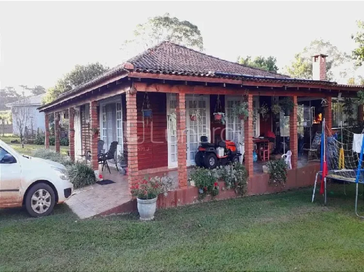 Área - Lunardi Imóveis