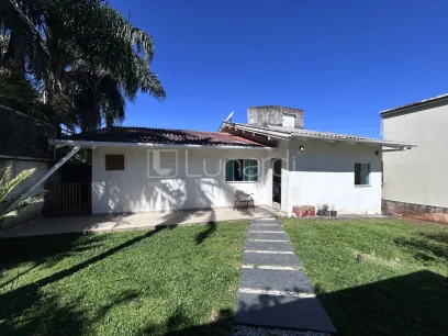 Casa com 3 Dormitórios - Miniatura - Lunardi Imóveis