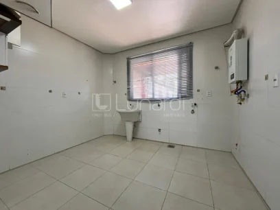 Casa com 3 Dormitórios - Miniatura - Lunardi Imóveis