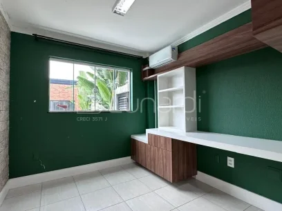 Casa com 4 Dormitórios - Miniatura - Lunardi Imóveis