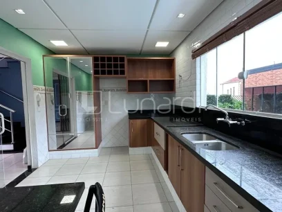Casa com 4 Dormitórios - Miniatura - Lunardi Imóveis