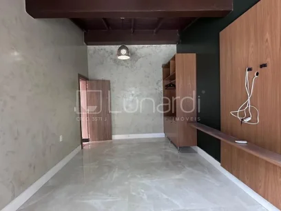 Casa com 4 Dormitórios - Miniatura - Lunardi Imóveis