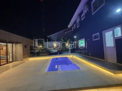Casa com 4 Dormitórios - Miniatura - Lunardi Imóveis