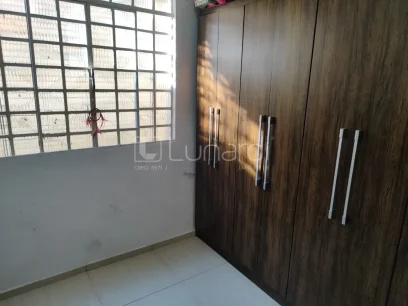 Casa com 3 Dormitórios - Miniatura - Lunardi Imóveis