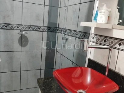 Casa com 3 Dormitórios - Miniatura - Lunardi Imóveis