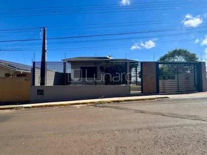 Casa com 3 Dormitórios - Miniatura - Lunardi Imóveis