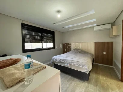 Casa com 3 Dormitórios - Miniatura - Lunardi Imóveis