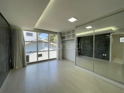 Casa com 3 Dormitórios - Miniatura - Lunardi Imóveis