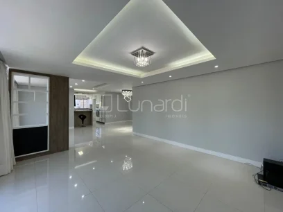 Casa com 3 Dormitórios - Miniatura - Lunardi Imóveis