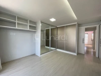 Casa com 3 Dormitórios - Miniatura - Lunardi Imóveis