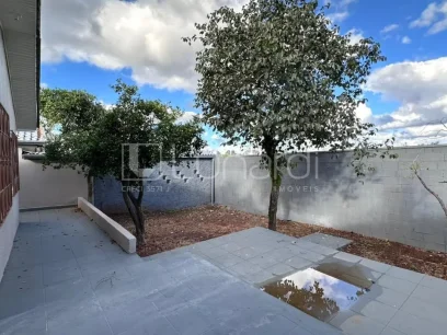 Casa com 3 Dormitórios - Miniatura - Lunardi Imóveis