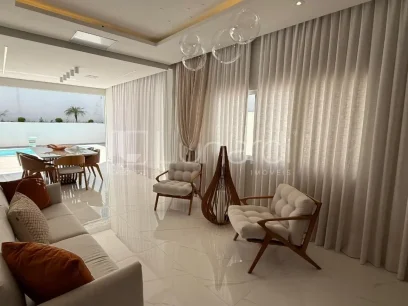 Casa com 3 Dormitórios - Miniatura - Lunardi Imóveis