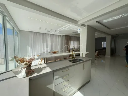 Casa com 3 Dormitórios - Miniatura - Lunardi Imóveis