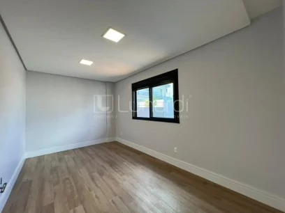 Casa com 3 Suítes - Miniatura - Lunardi Imóveis