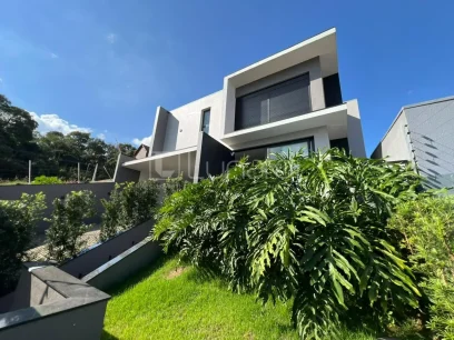 Casa com 3 Suítes - Miniatura - Lunardi Imóveis