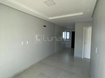 Casa com 2 Dormitórios - Miniatura - Lunardi Imóveis