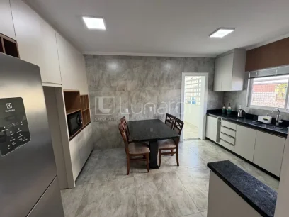 Casa com 5 Dormitórios - Miniatura - Lunardi Imóveis