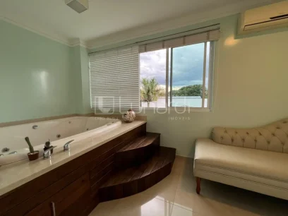 Casa em Condomínio com 3 Suítes - Miniatura - Lunardi Imóveis