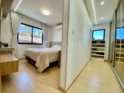 Casa com 4 Dormitórios - Miniatura - Lunardi Imóveis