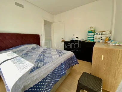Casa com 4 Dormitórios - Miniatura - Lunardi Imóveis
