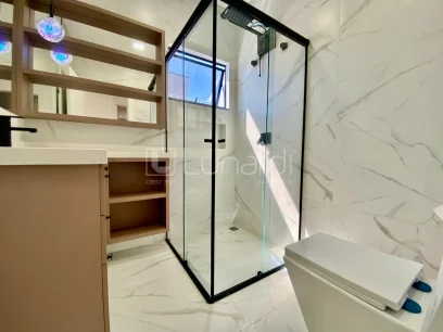 Casa com 4 Dormitórios - Miniatura - Lunardi Imóveis