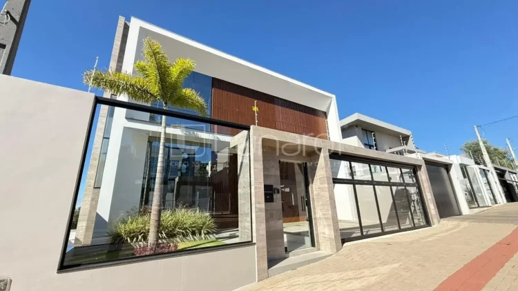 Casa com 3 Suítes - Lunardi Imóveis