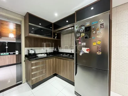 Casa com 4 Dormitórios - Miniatura - Lunardi Imóveis