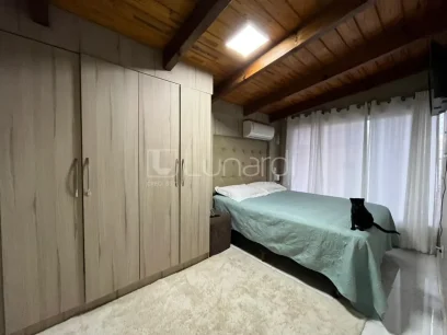 Casa com 4 Dormitórios - Miniatura - Lunardi Imóveis