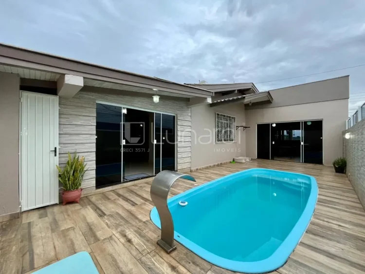 Casa com 4 Dormitórios - Lunardi Imóveis