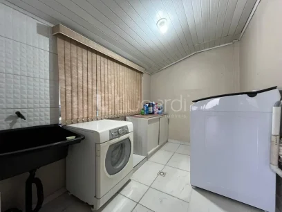 Casa com 4 Dormitórios - Miniatura - Lunardi Imóveis