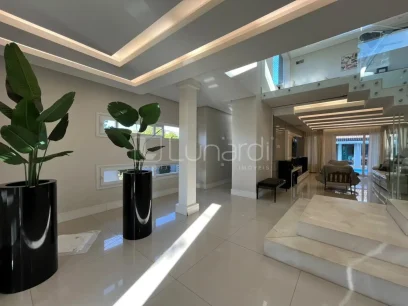 Casa com 3 Dormitórios - Miniatura - Lunardi Imóveis