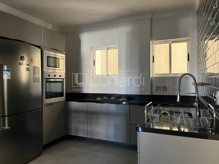 Apartamento com 2 Dormitórios - Lunardi Imóveis