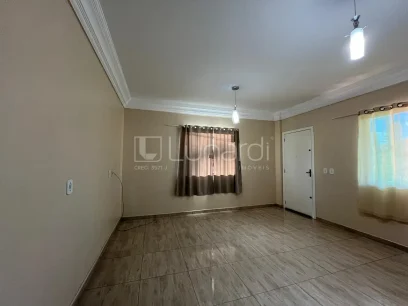 Casa com 2 Dormitórios - Miniatura - Lunardi Imóveis