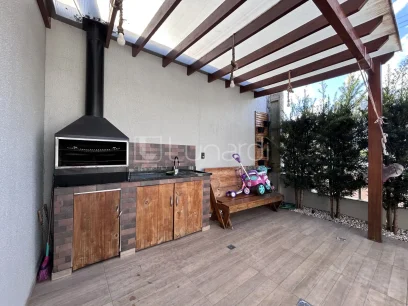 Casa com 2 Dormitórios - Miniatura - Lunardi Imóveis