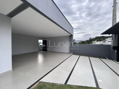 Casa com 3 Dormitórios - Miniatura - Lunardi Imóveis