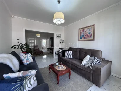 Casa com 3 Dormitórios - Miniatura - Lunardi Imóveis