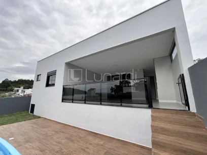 Casa com 3 Dormitórios - Miniatura - Lunardi Imóveis