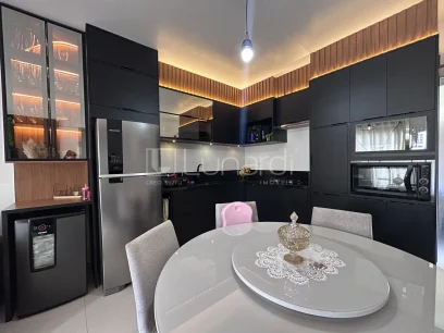 Casa com 2 Dormitórios - Miniatura - Lunardi Imóveis