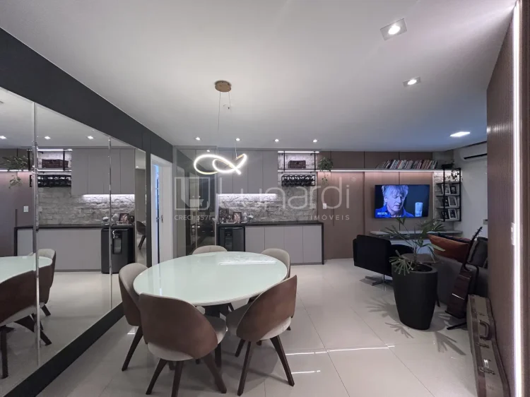 Apartamento com 2 Dormitórios - Lunardi Imóveis