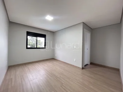 Casa com 3 Dormitórios - Miniatura - Lunardi Imóveis